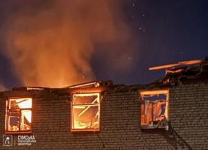 Окупанти двічі вдарили БПЛА по училищу в Сумах: відео наслідків