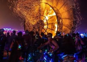 Фестиваль Burning Man отменили во второй раз