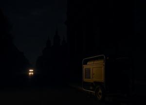 Повний блекаут у Чернігові: місто працює на генераторах після масованих російських обстрілів