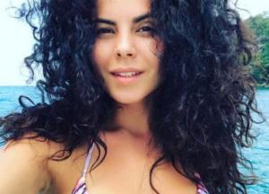 Каменских в желтом бикини уличили в использовании фотошопа 