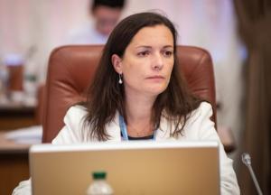 Глава МОЗ проведет две недели с эвакуированными