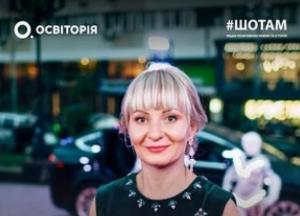 Викладачка з Запоріжжя навчає англійської в укритті, готуючи учнів до глобальної ролі України