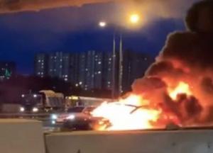 В Москве взорвался электромобиль Tesla 