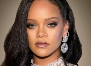 Круче Мадонны и Бейонсе: названа самая богатая певица в мире