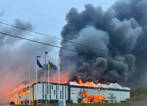 Над Львовом пекло: регіон зазнав наймасовішого удару за всю війну (відео)