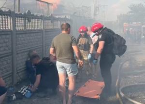 Російські війська атакували Запоріжжя авіабомбами: одна людина загинула, 12 поранено