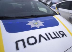 Харьковские выпускники устроили жесткую массовую драку (видео)