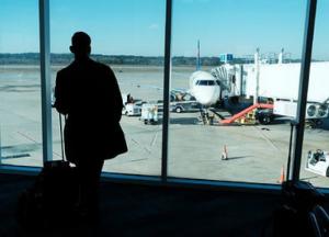 Назван способ защитить себя от коронавируса в самолете