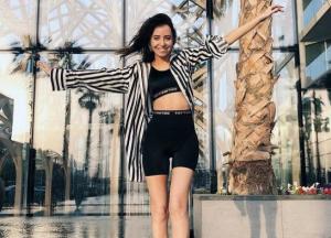 Надя Дорофеева показала лицо без макияжа, реакция не заставила себя ждать: "Пытаюсь полюбить"