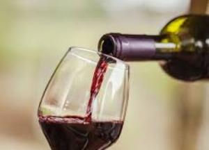 Медики назвали самый полезный для здоровья алкогольный напиток 