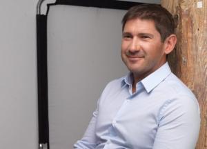 Депутат Одеської міськради переписав елітне майно на дружину через фіктивне розлучення