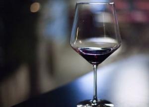 Красное вино способствует здоровому старению 