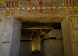 Археологи обнаружили загадочную гробницу, в которой был проведен обряд жертвоприношения