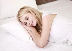 Ученые сообщили о пользе послеобеденного сна