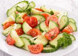 Медики назвали продукты, которые в сочетании могут навредить организму 