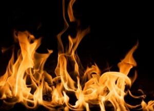 В Днепре женщина сожгла в квартире 50 тыс грн "по приказу голоса"