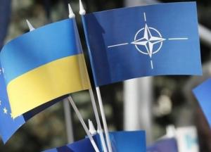 Зеленский утвердил программу Украина-НАТО на год