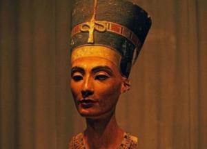 В гробнице Тутанхамона нашли возможную могилу Нефертити