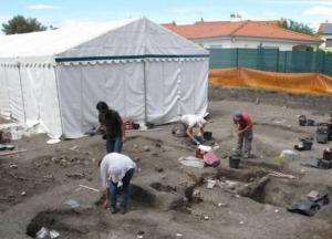 Археологи обнаружили 1000-летний погребальный комплекс