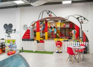 Дитячий розважальний центр: територія щасливого дитинства