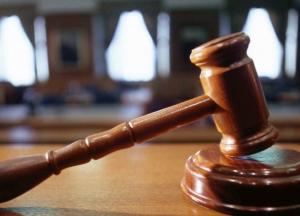 В Умани полицейскому предлагали взятку за возврат 12 кг украшений из золота и денег