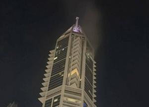 У Дубаї іранський дрон влучив в 90-поверхову будівлю (відео)