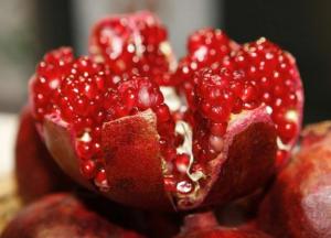 Медики назвали полезные свойства граната
