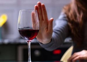 В какие периоды жизни алкоголь особо опасен для человека