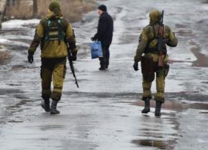 На Донбассе командование РФ угрожает боевиками увольнением: названа причина