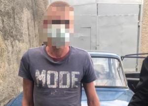 В Винницкой области мужчина пытался изнасиловать двух девочек