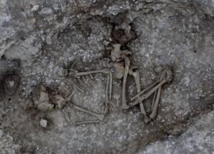 В Стоунхендже нашли могилы первобытных людей с уникальными артефактами