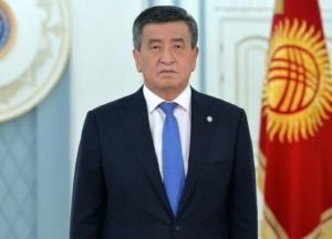Президент Киргизии ушел в отставку