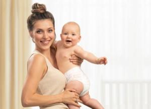 Регина Тодоренко впервые показала лицо своего восьмимесячного сына (фото)