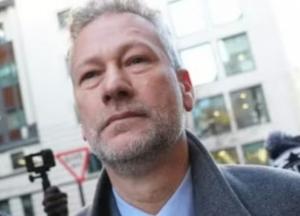 У Британії засудили ексєвродепутата Натана Гілла: 10,5 років тюрми за проросійське лобіювання