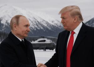 Зустріч Трампа та Путіна на Алясці несе серйозні ризики для України, - NYT