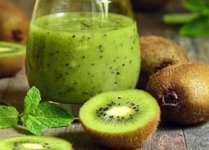 Диетологи перечислили идеальные продукты для вечернего перекуса 