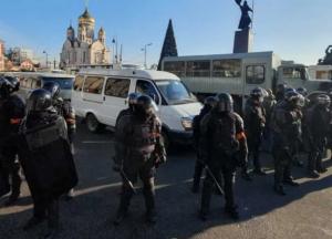 В России проходят акции протеста в поддержку Навального: начались столкновения, прозвучали выстрелы (видео)