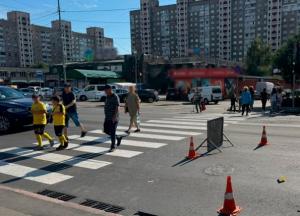 "До скаліченої військової навіть ніхто не підходив": у Києві авто на зебрі знесло 23-річну дівчину (відео)