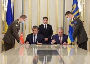 Украина и Турция подписали соглашение по Bayraktar