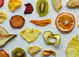 Эксперты рассказали, чем опасны сухофрукты для здоровья