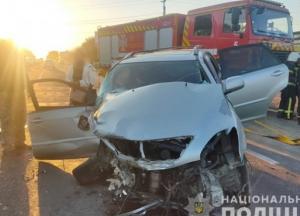 В Одесской области водитель протаранил авто с военными: пять пострадавших (фото)