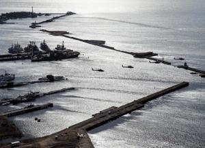 Россия ограничила полеты на Крымом и Черным морем