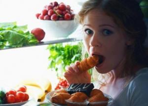 За сколько часов до сна нужно ужинать и что лучше употреблять перед сном