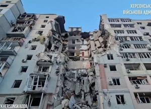 У Херсоні під завалами 9-поверхівки знайшли мертвою маму двійнят, поранених внаслідок авіаудару 