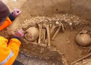 Археологи нашли загадочное парное захоронение, которому 11 тыс. лет