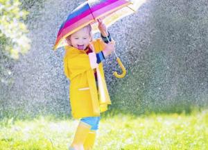 Прогноз погоды на 12 мая: в Украине немного похолодает, некоторые области накроют дожди