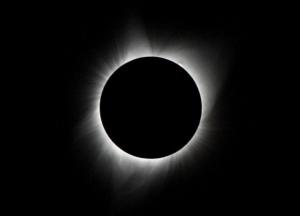 В 2021 году жители Земли смогут четыре раза наблюдать затмения: названы даты