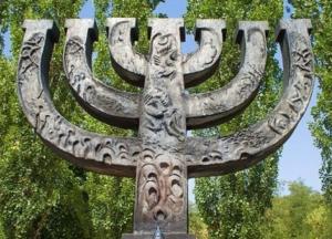 Годовщина трагедии Бабьего Яра: во всех школах Украины пройдет Национальный урок памяти 