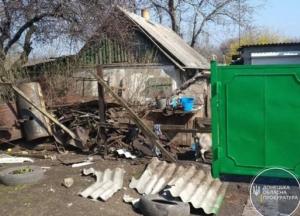 Сепаратисты обстреляли жилые дома на Донбассе (фото)