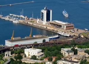 Экс-чиновников Одесского порта подозревают в миллионной растрате средств